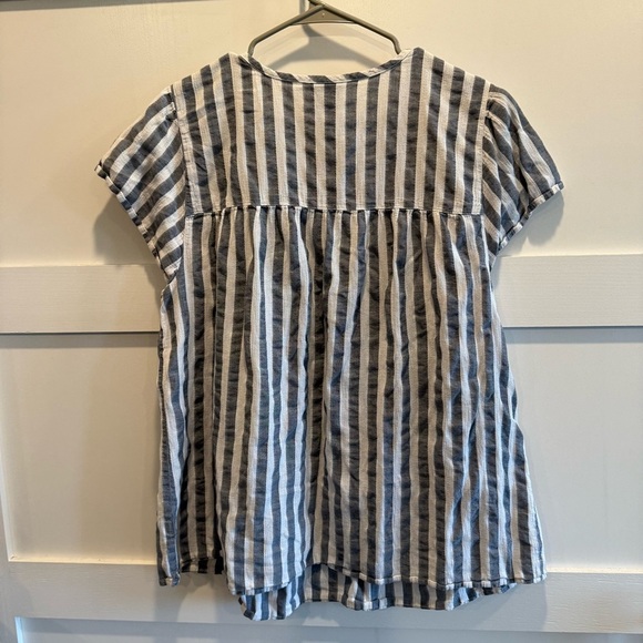 St. John's Bay Grey and White Striped Blouse - Picture 5 of 6